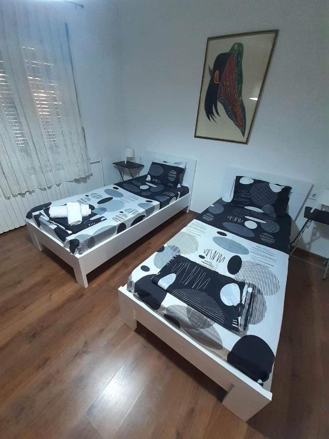 Double M City Center Apartments Üsküp Dış mekan fotoğraf